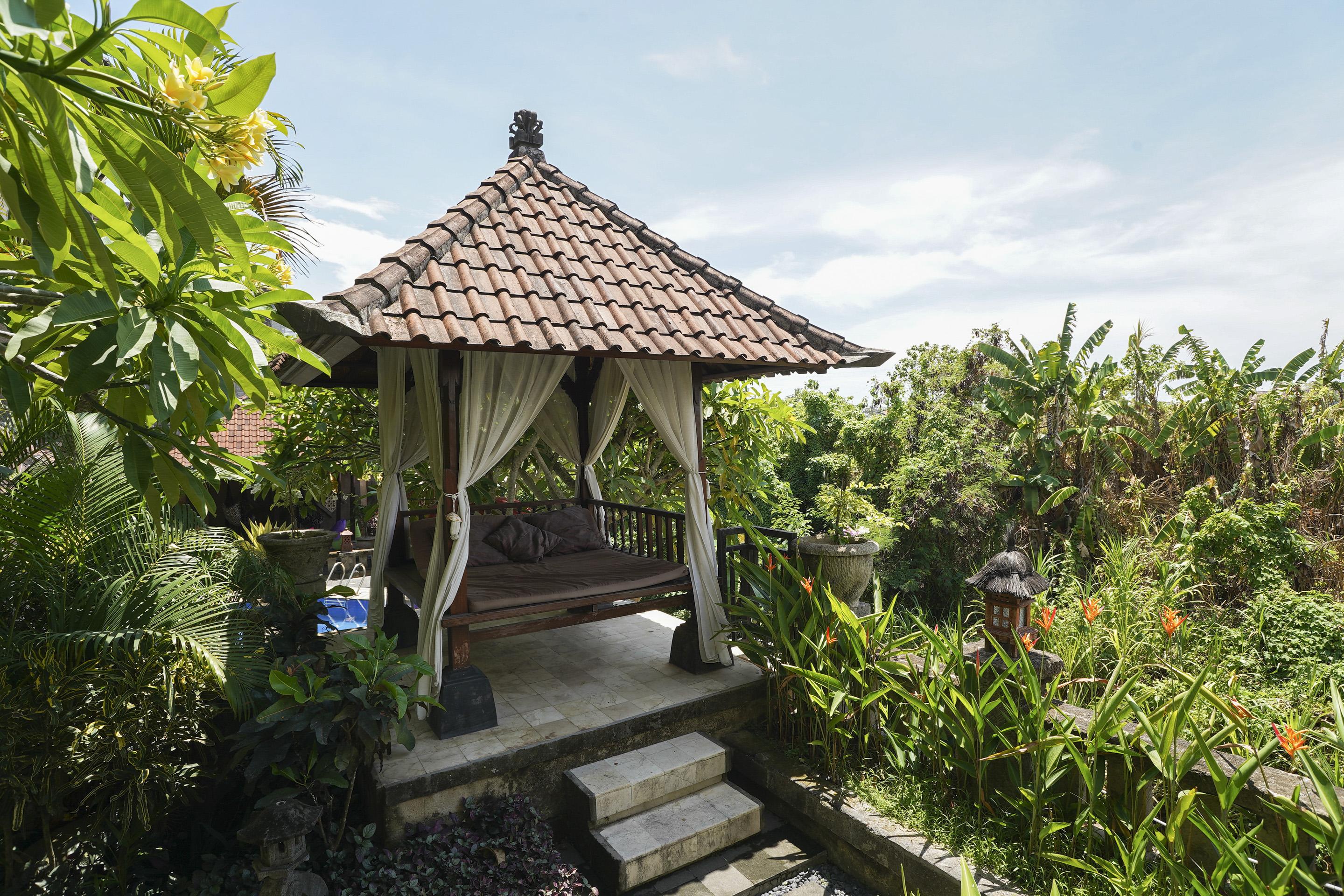 Oyo 2321 Griya Shanti Homestay Ketewel ภายนอก รูปภาพ