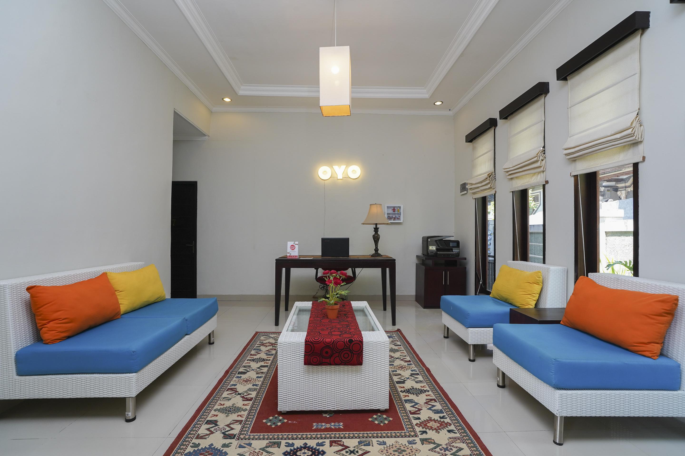 Oyo 2321 Griya Shanti Homestay Ketewel ภายนอก รูปภาพ