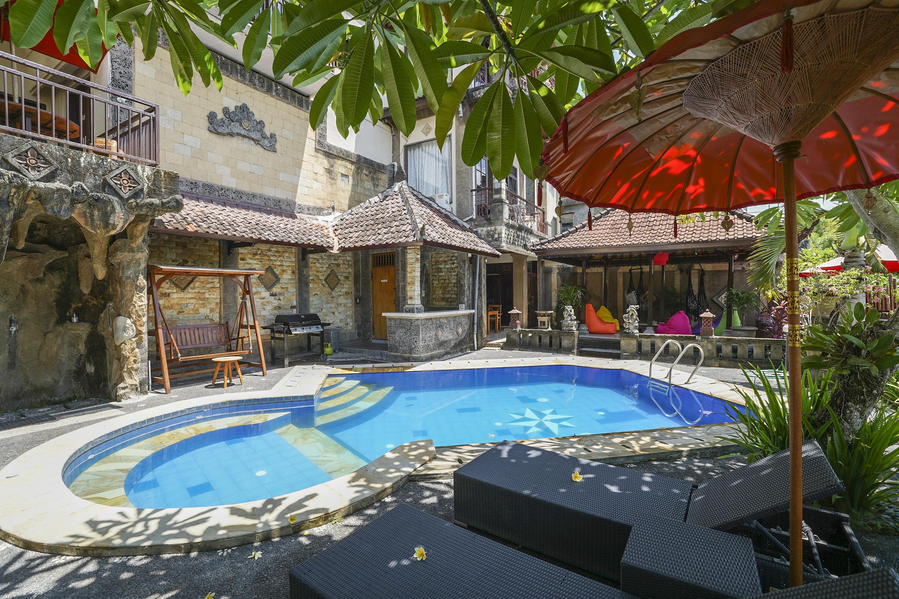Oyo 2321 Griya Shanti Homestay Ketewel ภายนอก รูปภาพ