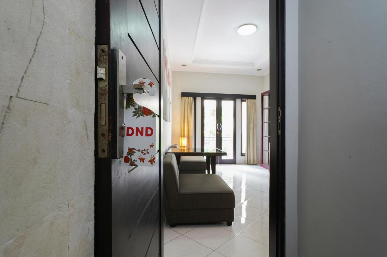 Oyo 2321 Griya Shanti Homestay Ketewel ภายนอก รูปภาพ